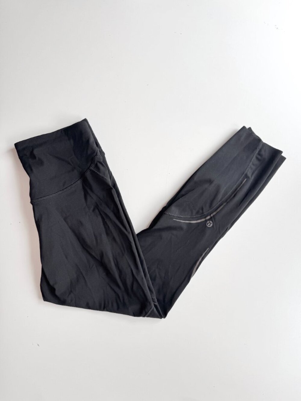 LULULEMON Base Pace 25" Black Nulux High Rise Reflective Leggings, Size 6